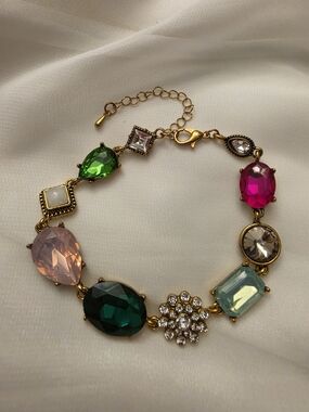 Boho Chic Multi Rhinestone Brass Tone Station Bracelet Vintage Style 7.5-9.5"
